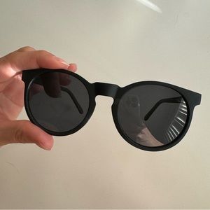 Goodr sunglass